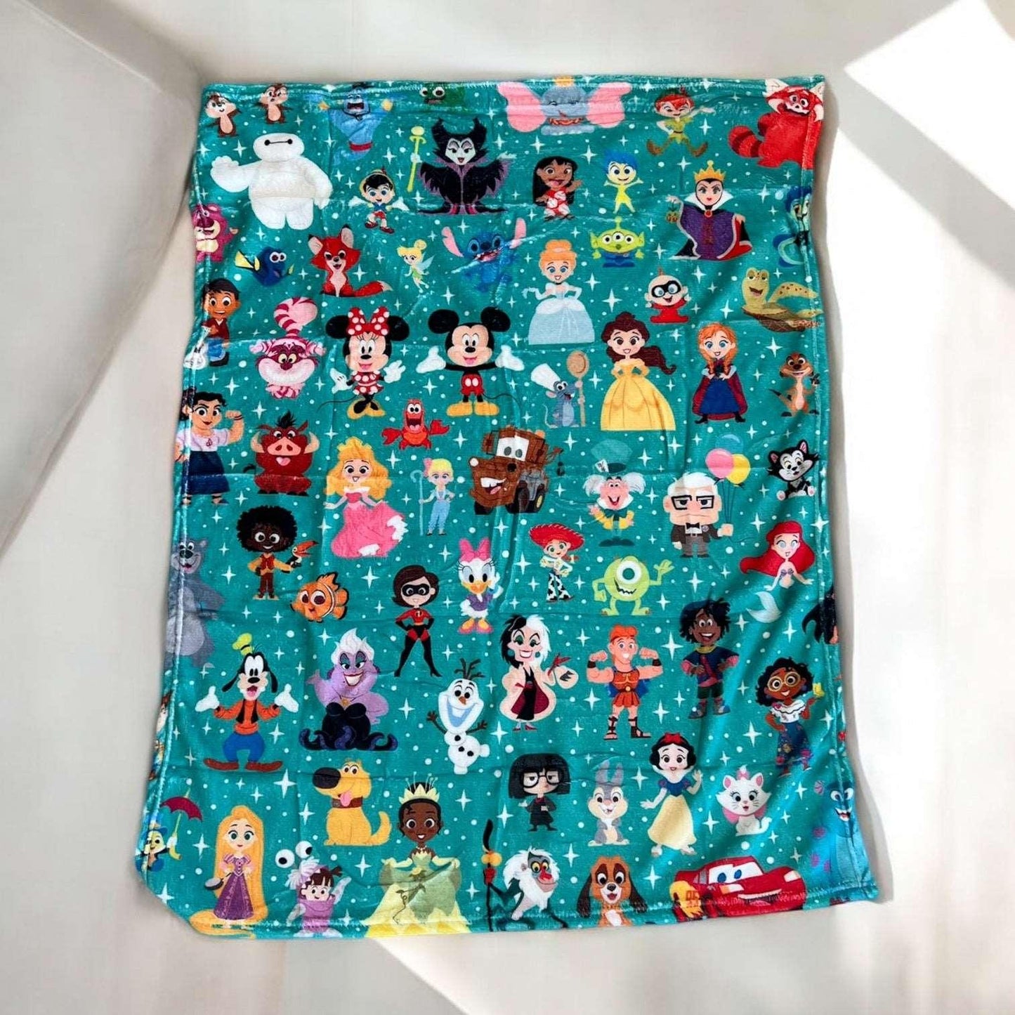 Disney Charachters Soft Blanket - bearsupreme