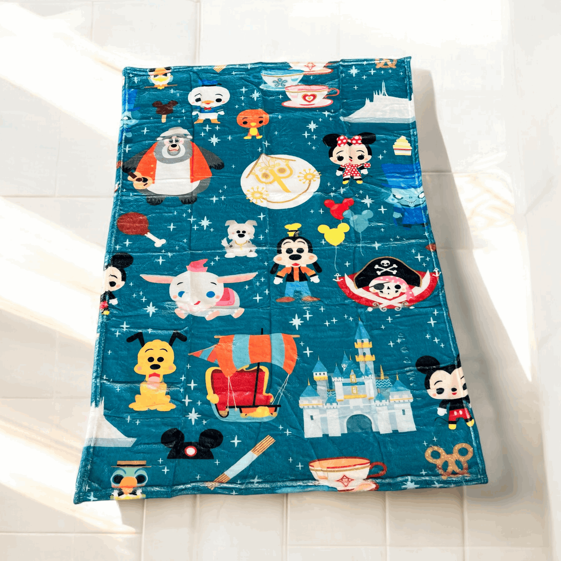 Disneyland Soft Blanket bearsupreme